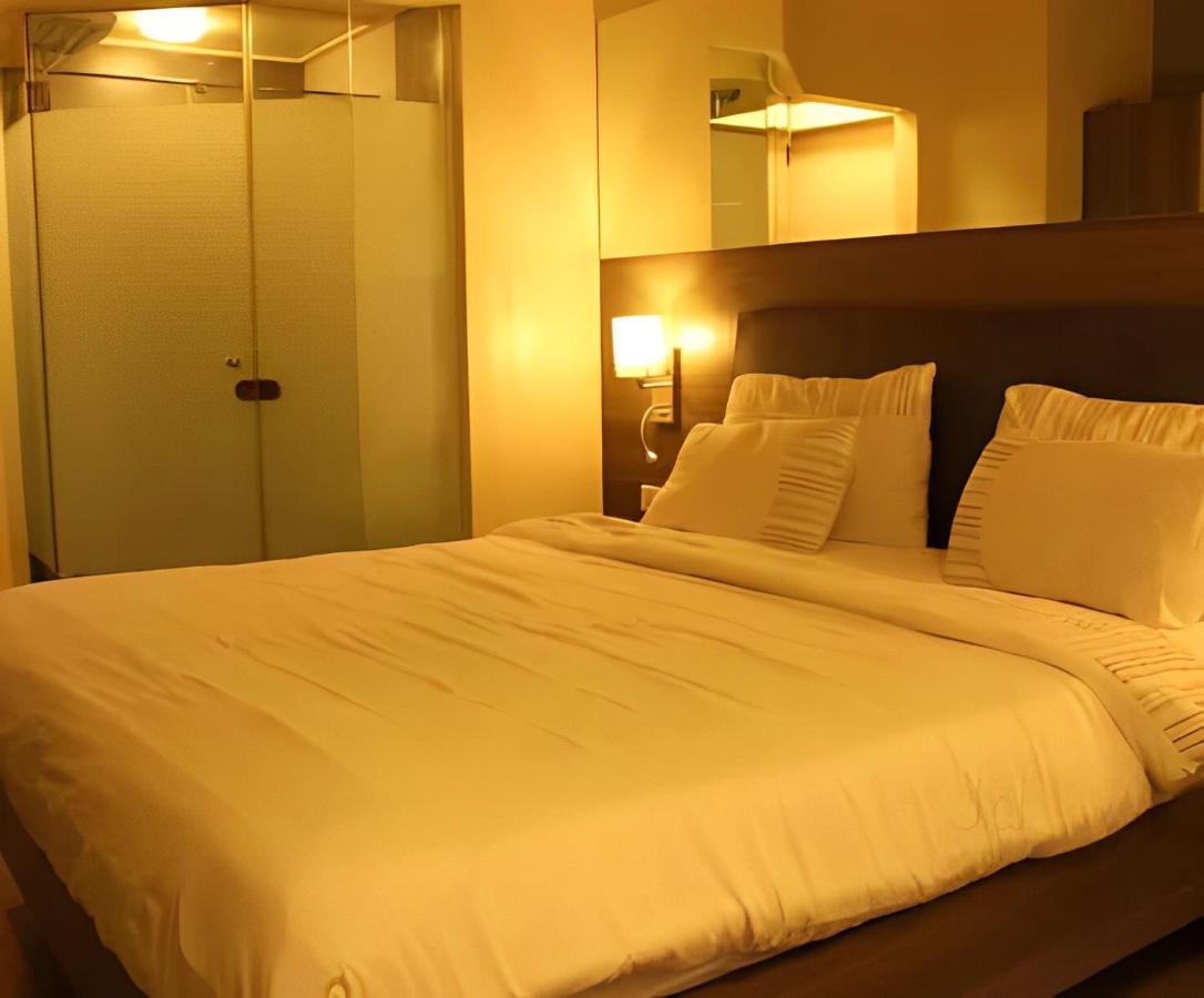 Apollo Guest House Bombay Esterno foto